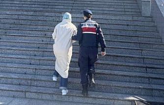 FETÖ’den 6 yıl 3 ay hapis cezası bulunan kadın yakalandı