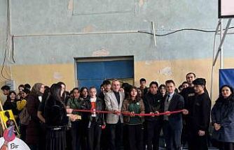 Fırçalar kadınlar için konuştu: Kars’ta öğrencilerden 8 Mart’a anlamlı sergi