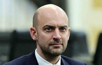 Fransa Dışişleri Bakanı Barrot’tan İsrail’e Lübnan’da kara saldırılarından kaçınma çağrısı