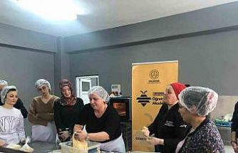 Gastronomi Akademisinde Dursunbey kabaklı ekmeği tanıtıldı