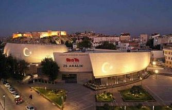 Gaziantep Büyükşehir ev sahipliğinde "İnsan Aklı Nasıl Çalışır" söyleşisi