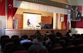 Geleceğin medya çalışanları sektör temsilcileriyle buluştu