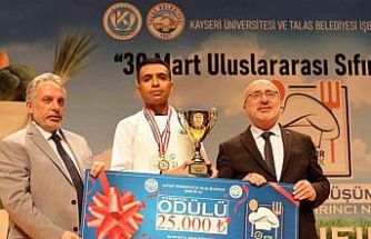 Genç şef adayları ödüllerini aldı
