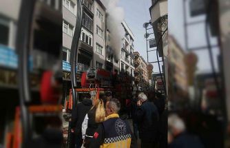 Giresun’da 4 katlı apartmanın ikinci katında çıkan yangın paniğe neden oldu