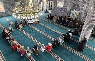 Güçlükonak Kaymakamı Memiş, miniklerin Kur’an sevincine ortak oldu