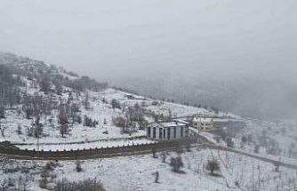 Hadim’de kar yağışı başladı