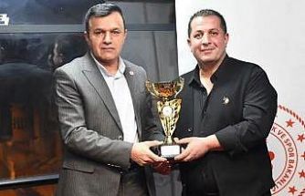 Hakkari’de üç bant bilardo heyecanı