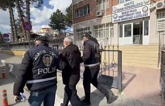 Hakkında kesinleşmiş 25 yıl hapis cezası bulunan dolandırıcı kaçmak üzereyken yakalandı