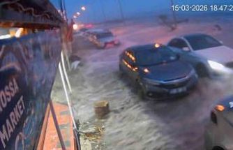 Hatay’da kuvvetli fırtınayla deniz taştı, iş yerleri zarar gördü... O anlar kamerada