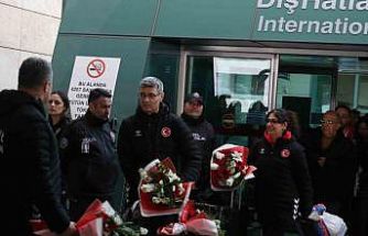 Havalı Silahlar Avrupa Şampiyonası’nı 7 madalyayla tamamlayan milli sporcular yurda döndü