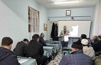 Hisarcık’ta din görevlilerine "Vaaz Becerilerini Geliştirme" konulu eğitim