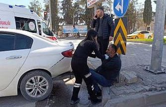 İki otomobilin çarpışması sonucu 1 kişi yaralandı