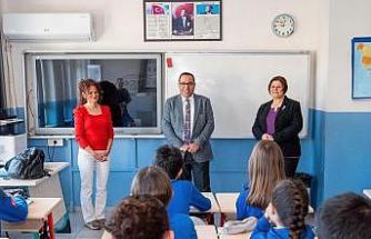 İlçe Milli Eğitim Müdürü Keleş, Şâhidi Ortaokulu’nda öğrenci ve öğretmenlerle buluştu