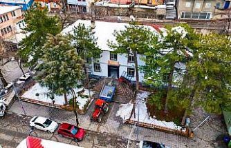 İliç’in tarihi taş binası restorasyonla yeniden hayat buluyor