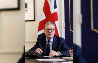 İngiltere, Kıbrıs Adası çevresine savaş gemisi konuşlandıracak