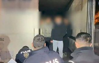 İran’dan gelen 25 göçmen tır dorsesinde yakalandı, sürücü tutuklandı
