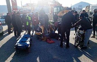 Isparta’da sürücüsünün kontrolünden çıkan motosiklet yola savruldu: 1 yaralı