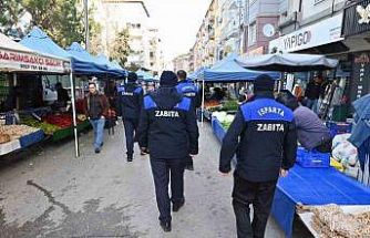 Isparta’da zabıtadan pazarda fiyat etiketi, terazi kontrolü ve pazar düzeni denetimi