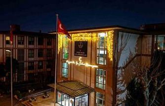 İstanbul’da bu yıl okulların sadece içi değil, dışı da Ramazan’la aydınlandı