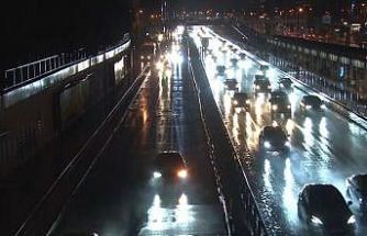 İstanbul’da sağanak yağış etkili oldu