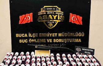 İzmir’de 5 bine yakın uyuşturucu hap ele geçirildi