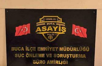 İzmir’de aranan şahıs silah ve uyuşturucuyla yakalandı