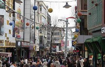 İzmit sokaklarında bayram alışverişi hareketliliği: Adım atacak yer kalmadı