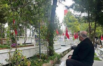 Kadifekale Hava Şehitliği’nde bayram öncesi ziyareti