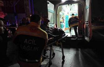 Kadıköy Rıhtım’da taksi takla attı: 2 yaralı