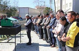 Kadınlar Günü’nde kocası tarafından katledilen kadın toprağa verildi