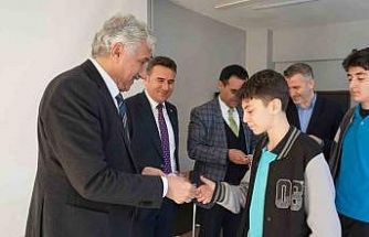 Kahta Belediyesi’nden YKS ve LGS öğrencilerine dijital destek