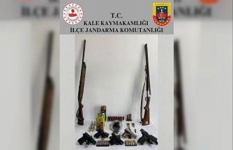 Kale’de düzenlen silah operasyonunda 2 şüpheli yakalandı