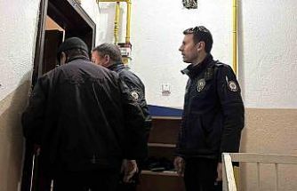 Kanser hastası yaşlı adam evinde can verdi, polis inceleme başlattı