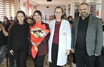 Karacabey Belediyesi’nden öğrencilere sağlıklı beslenme eğitimi