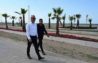 Karacabey’de park ve bahçelerde göz dolduran çalışmalar