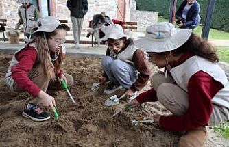 Kartepeli miniklerden tarihe yolculuk