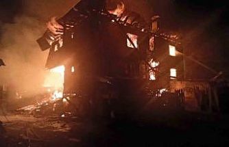 Kastamonu’da 2 evde yangın çıktı: Ahır, odunluk ve samanlık da yandı