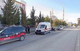 Kavga sırasında bacağına demir çubuk batan genç yaralandı