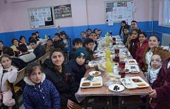 Kaymakam Koşansu öğrencilerle iftar sofrasında buluştu