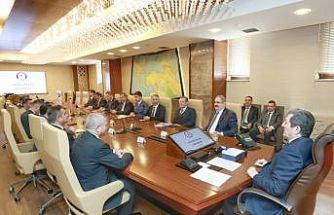 Kaymakamlar toplantısı: Bayram güvenliği, göç, tarım ve şehir düzeni görüşüldü