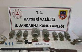 Kayseri’de 915 gram uyuşturucu madde ele geçirildi