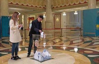 Kazakistan’da halk, yeni anayasa için sandık başında