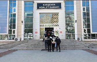 Kendilerini polis olarak tanıtıp dolandırdılar: 3 kişi tutuklandı