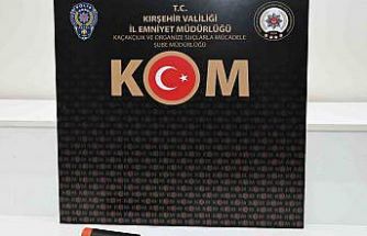 Kırşehir’de durdurulan araçtan sikke ve uyuşturucu çıktı