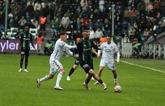 Kocaelispor ligde ikici yarıya daha iyi başladı