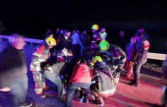 Kontrolden çıkan otomobil şarampole uçtu: 1 ölü, 5 yaralı