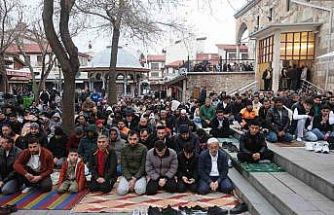 Konya’da Bayram Namazında camiler doldu