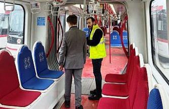 Koruma altındaki çocuğun şoförlük hayali vatmanlıkla taçlandı