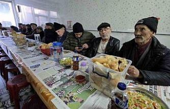 Kütahya’da 45 yıllık "Askıda iftar" geleneği