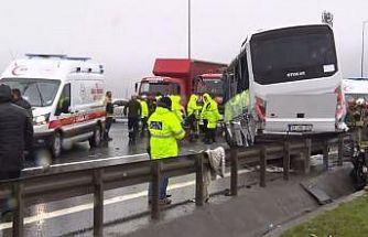 Kuzey Marmara Otoyolu’nda polis servis minibüsü kaza yaptı: 1 polis şehit oldu, 16 polis yaralandı